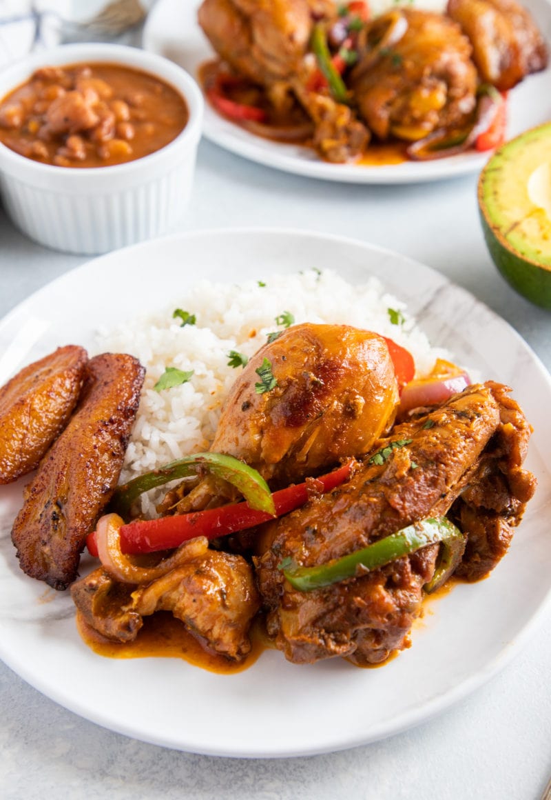 pollo guisado